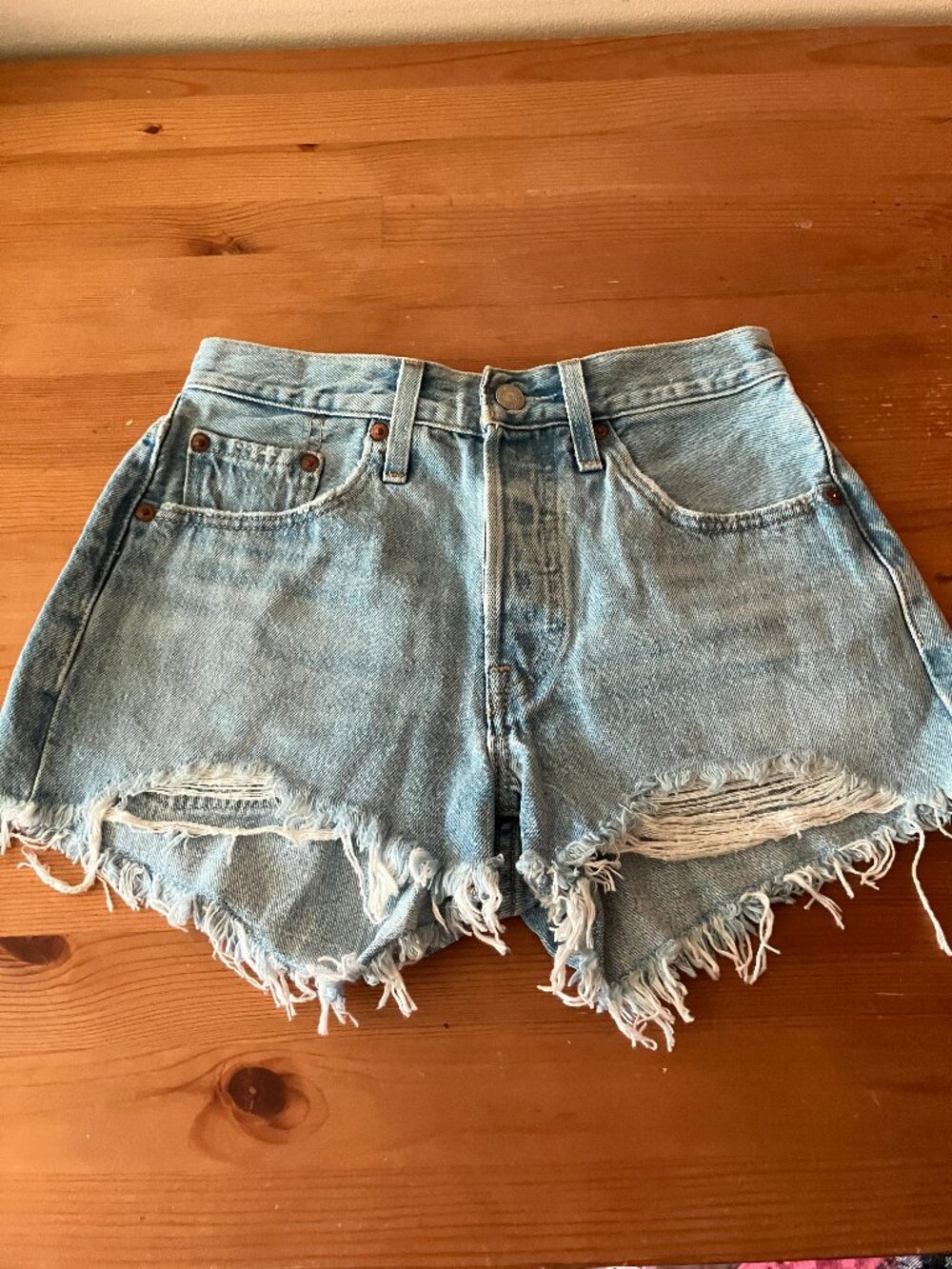LEVI'S STRAUSS 501 PREMIUM Short Blue denim Cotton Distressed Waist 27" Size 24